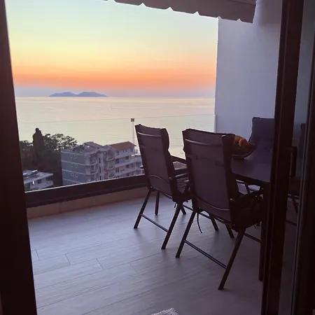 Le Grand View Nyaraló